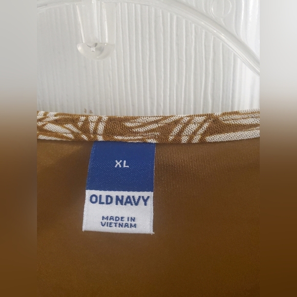 Old Navy patterned v-neck stretchy dress - Picture 2 of 2